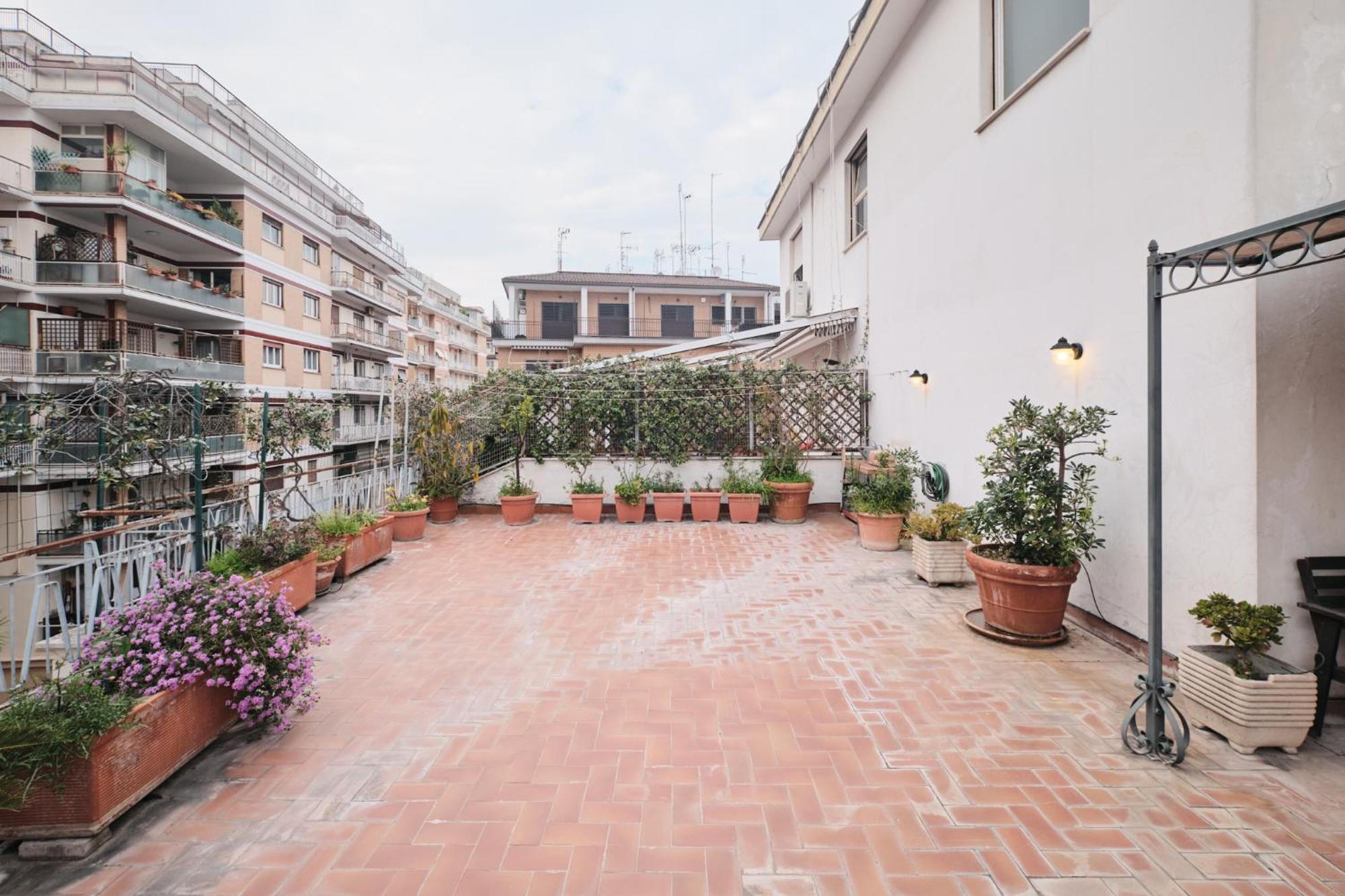 Penthouse 5 Minutes From The Vatican - 5 Bedrooms & 4 Bathrooms Apartment